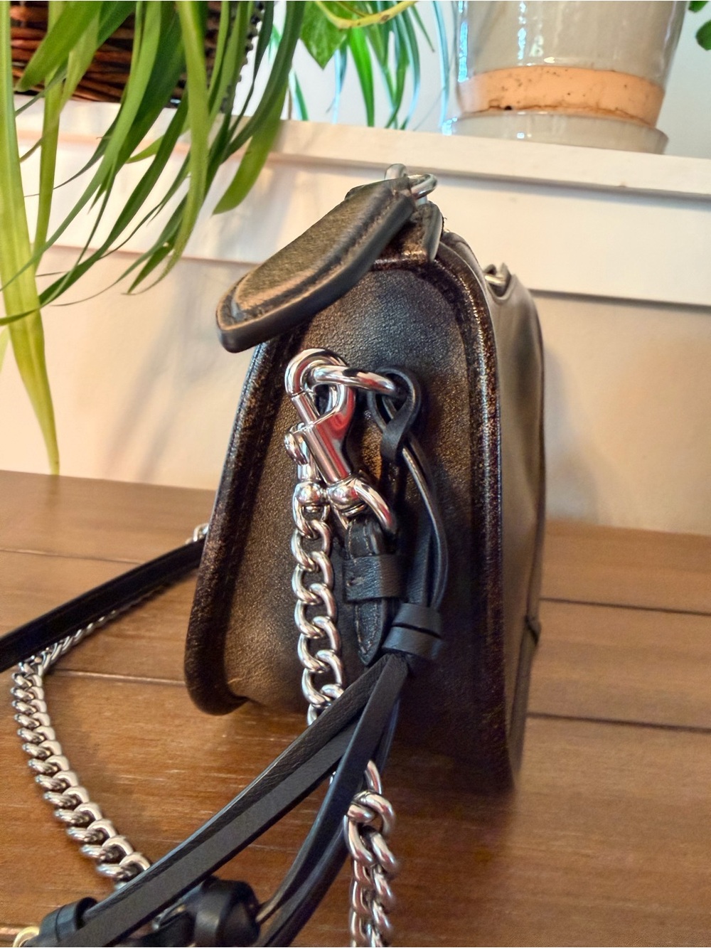 Coach Waverly - Loved Leather - Picture 7 of 8
